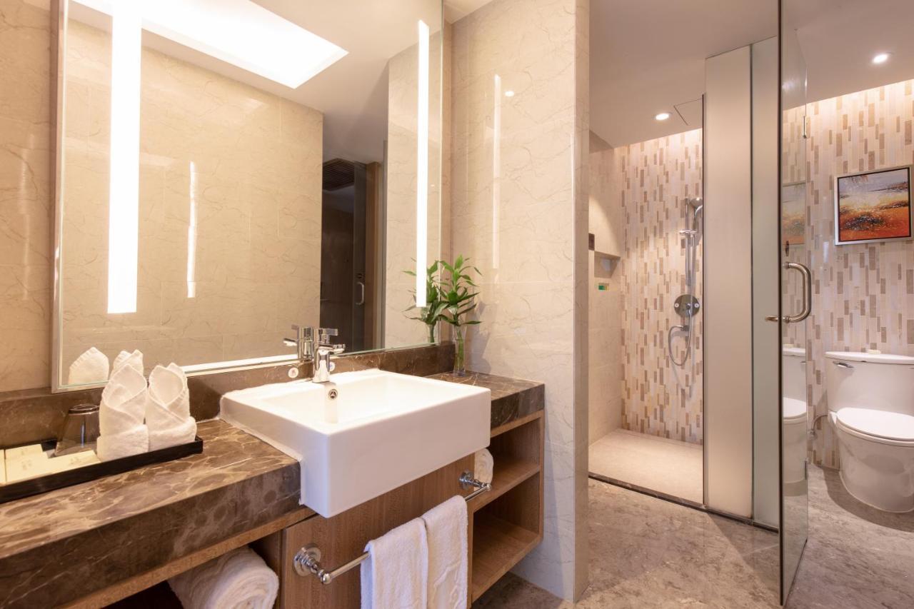 Southern-Club Station 1 Hotel-Free Canton Fair Shuttle Bus Екстериор снимка