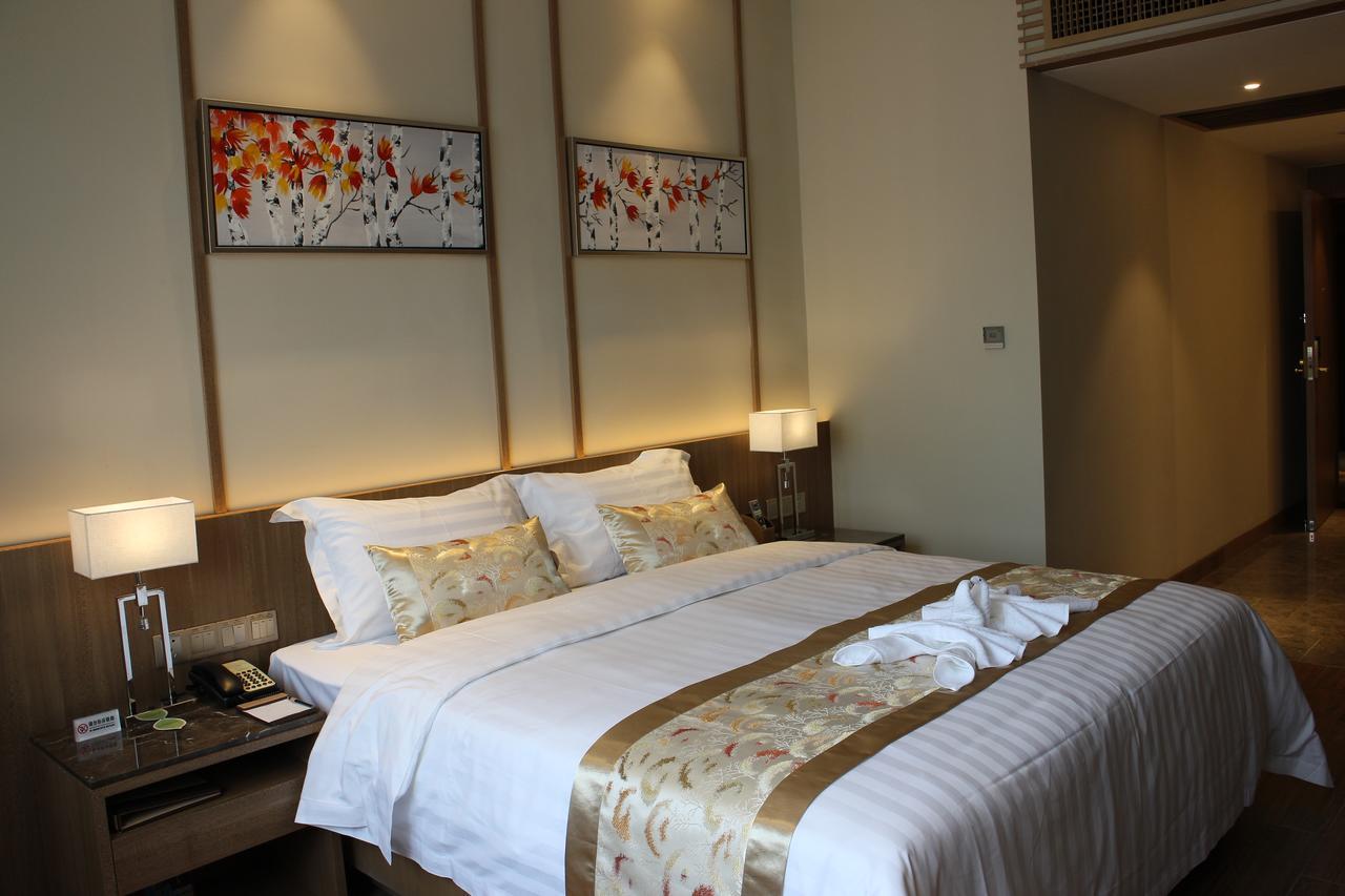 Southern-Club Station 1 Hotel-Free Canton Fair Shuttle Bus Екстериор снимка
