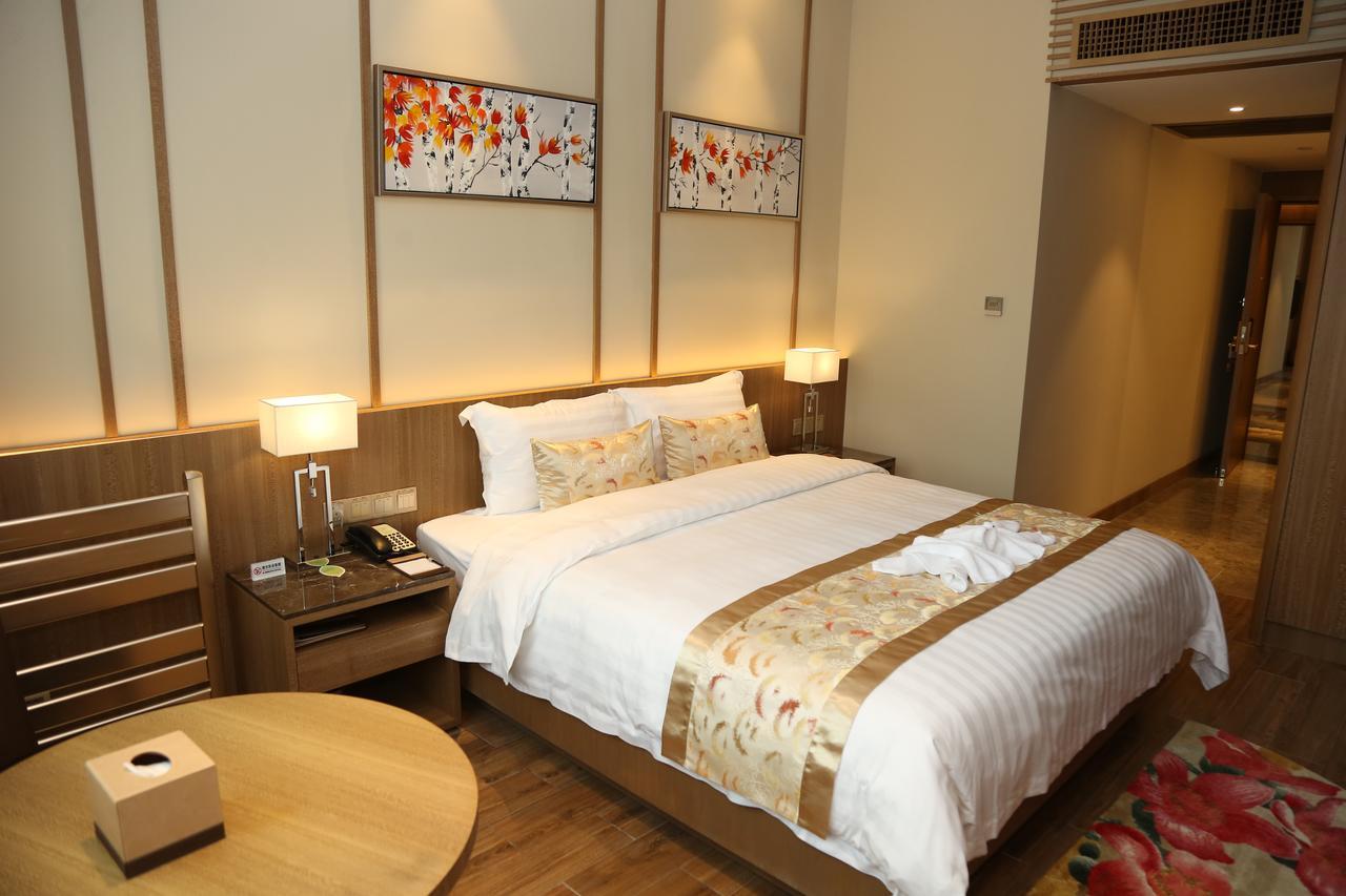Southern-Club Station 1 Hotel-Free Canton Fair Shuttle Bus Екстериор снимка